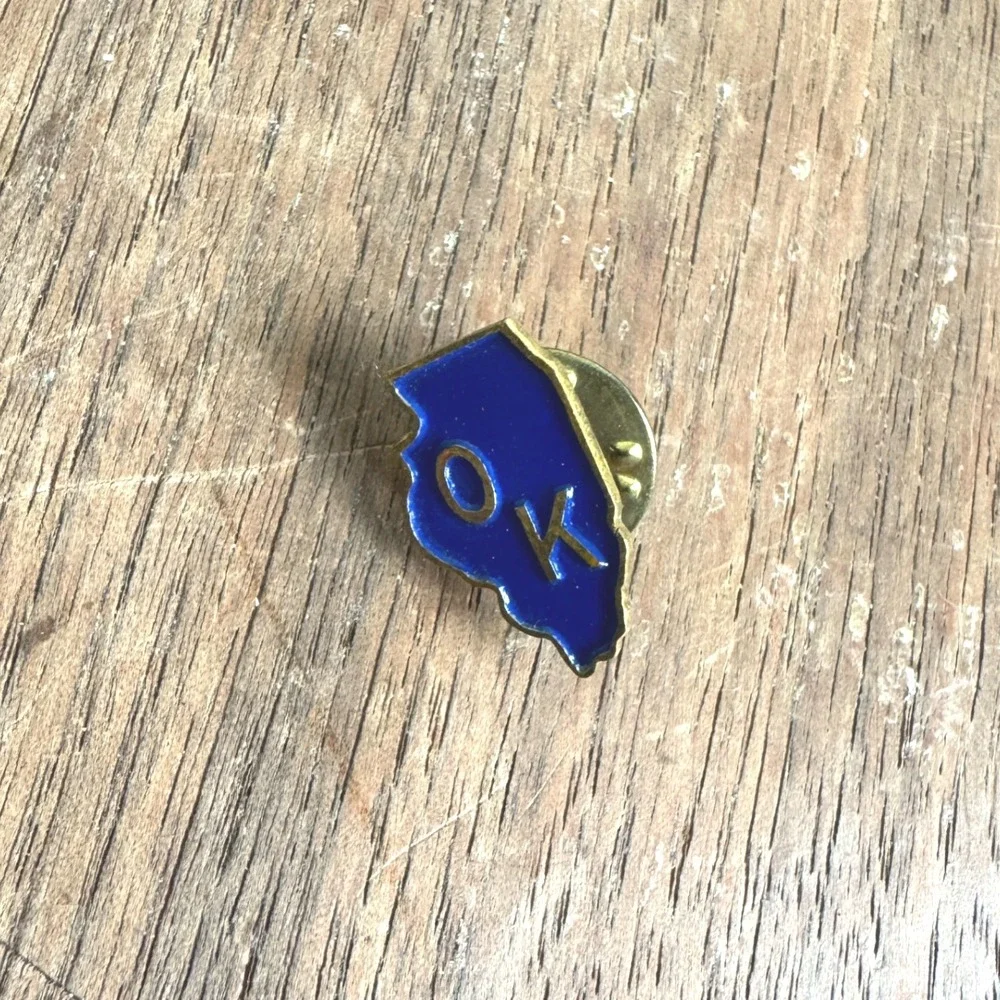 Vintage State of‎ Illinois OK Blue Enamel Silver Tone Brooch Pin
